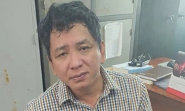 Nguyên giám đốc lừa tiền của dân ra đầu thú
