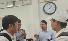 Giám đốc bệnh viện trần tình việc bật khóc khi nhắc đến vụ kê khống bệnh nhân tán sỏi