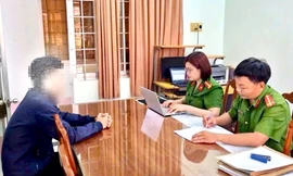 Nhận việc lương 15 triệu đồng, nam sinh viên bị đưa sang Campuchia 