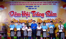Trung thu ấm áp cho học trò nghèo vùng biên