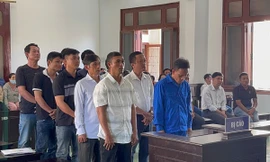 Để khai thác cát trái phép, cựu phó chủ tịch xã bị tuyên phạt 3 năm tù 