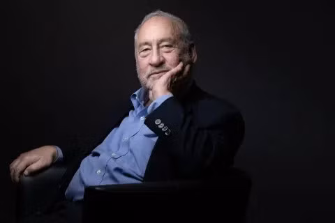 joseph-stiglitz.jpg