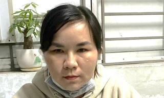 Bắt 'nữ quái' giật 135 tờ vé số của bé trai 