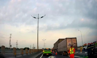 Hai ô tô va chạm trên cao tốc TPHCM - Trung Lương, 1 người tử vong