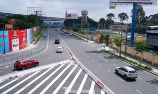 Áp dụng phân luồng mới, giao thông trước ga T3 Tân Sơn Nhất cải thiện rõ rệt