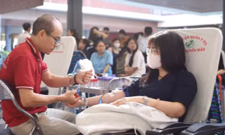  Toàn cảnh chương trình Chủ nhật Đỏ tại TP.HCM 