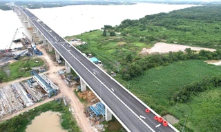 Từ 20/8, có thể lưu thông qua cầu lớn nhất tuyến Vành đai 3 TPHCM 