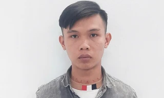 Vụ tài xế ô tô gắn biển giả, tông xe CSGT rồi bỏ chạy: Tạm giữ một đối tượng 