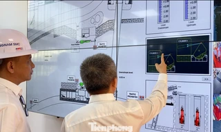 Bên trong cống ngăn triều đặc biệt của dự án chống ngập 10.000 tỷ ở TPHCM