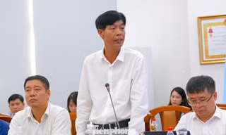 Cạn kiệt vật liệu xây dựng: Tránh việc địa phương 'tự đẻ giấy phép con' 