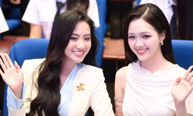 Hà Trúc Linh, đại sứ nghệ thuật Mỹ Vân rạng rỡ tại ngày hội tuyển sinh Hoa hậu Việt Nam