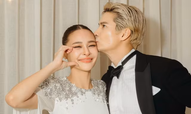 Hoa hậu Hoàn vũ Thái Lan kết hôn
