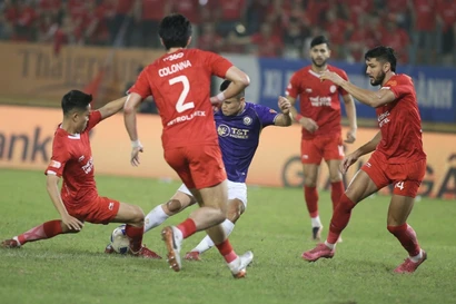 HIGHLIGHTS: Hữu Thắng ghi tuyệt phẩm, Thể Công Viettel đánh bại CLB Hà Nội 