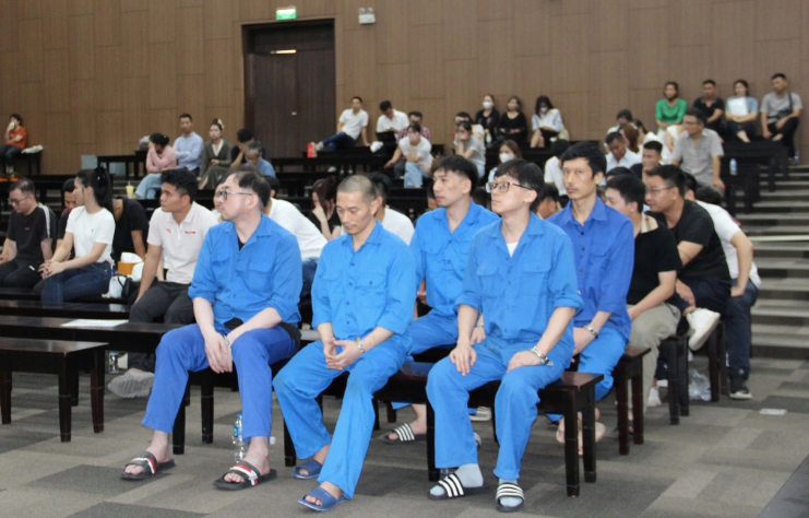 Các bị cáo quốc tịch nước ngoài. screen-shot-2025-08-15-at-190438.png
