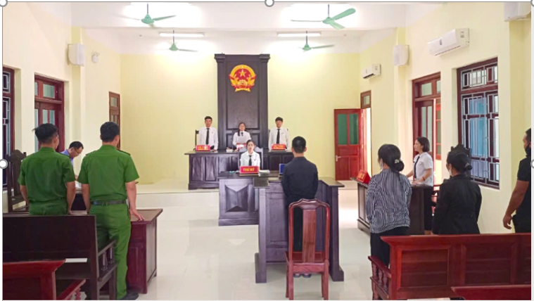 Trợ giúp pháp lý trong phiên tòa có bị cáo là trẻ vị thành niên. ngay2110252.png