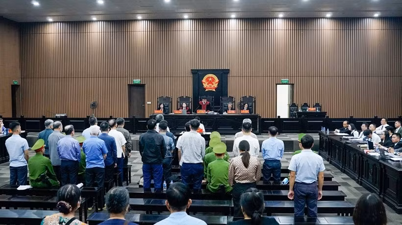 Toàn cảnh phiên tòa.