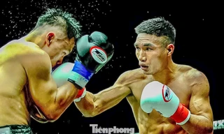 Tay đấm Nguyễn Văn Hải thắng đối thủ trẻ hơn 15 tuổi, hơn cả chiều cao và cân nặng