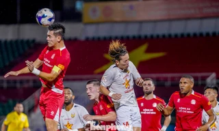 Hà Tĩnh mất phạt đền, CA TPHCM một thẻ đỏ, hai đội chia điểm đáng tiếc