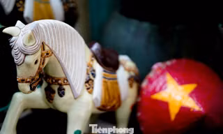 Cận cảnh bộ sưu tập ngựa gốm độc bản đón Tết Bính Ngọ