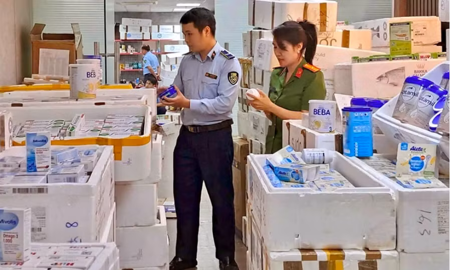 Nhóm sản xuất sữa giả bị lừa 140.000 USD khi nhờ cựu phó phòng 'chạy tội'