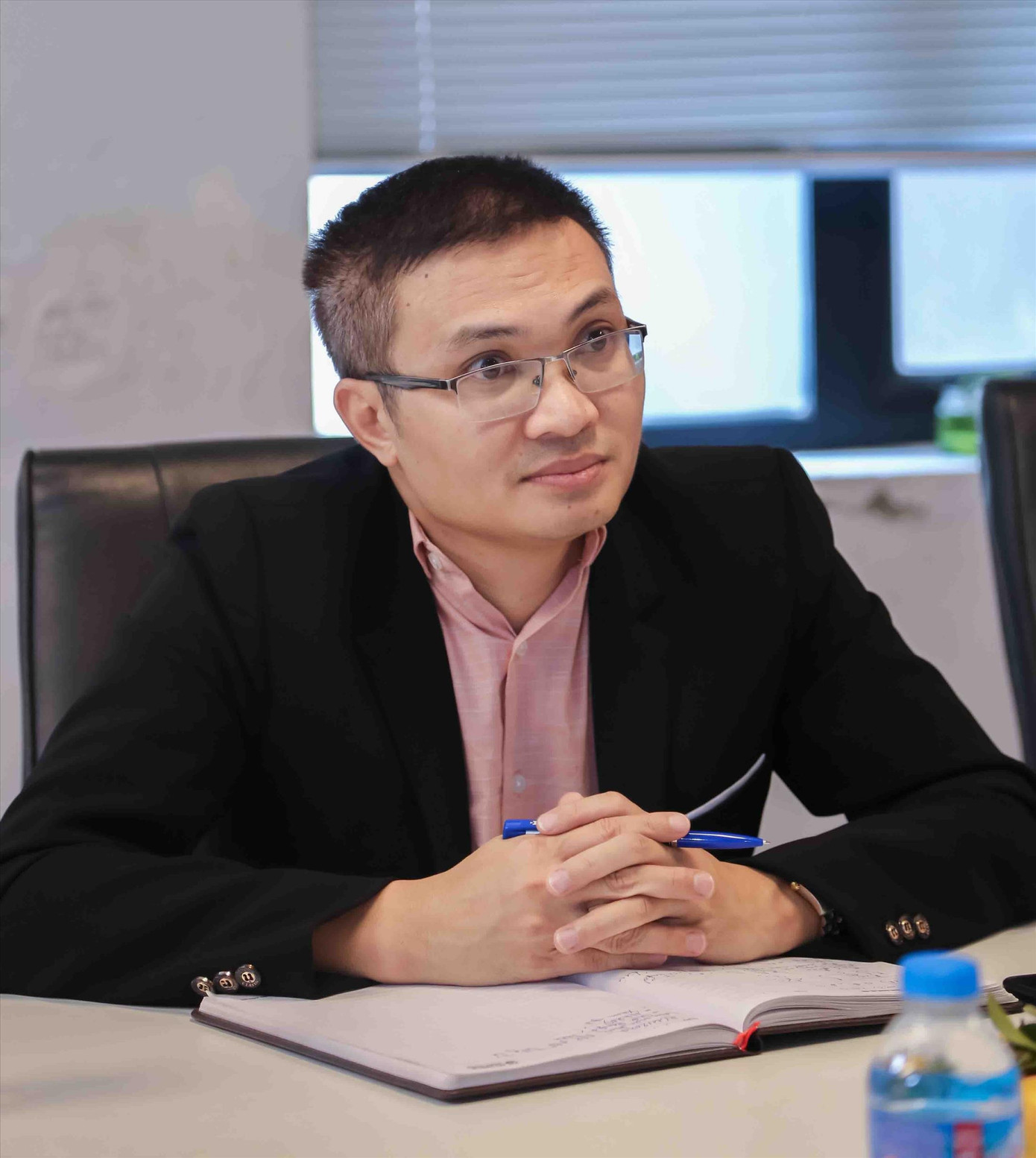 TS Phạm Kim Thư 2.jpg