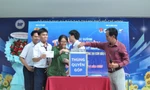 Nhiều trường THPT chung tay quyên góp ủng hộ đồng bào bị thiệt hại do bão số 10