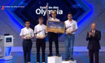 Nam sinh THPT Đan Phượng giữ vững phong độ, giành vòng nguyệt quế Tháng Olympia 26