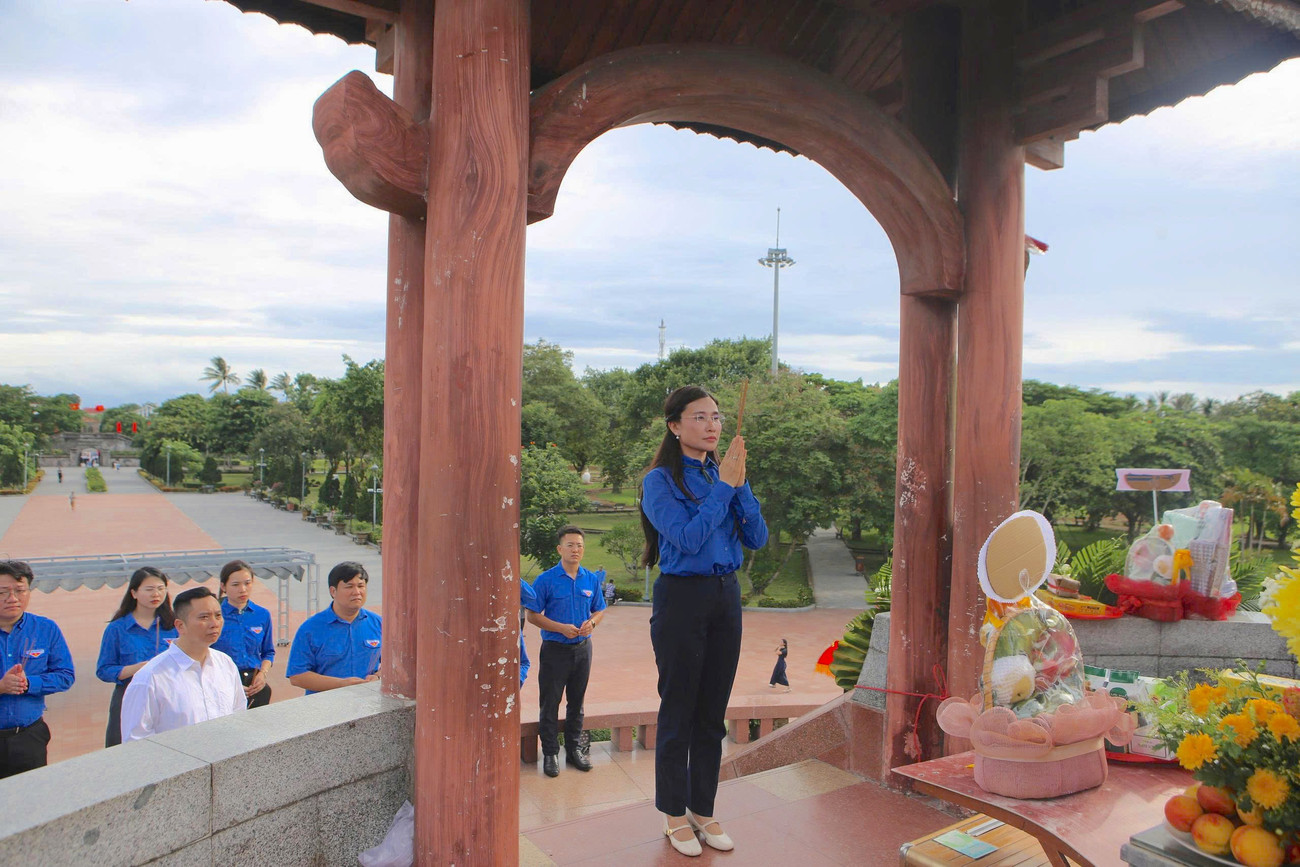 thanh-co.jpg