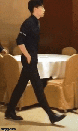 Sở hữu chân dài thẳng tấp “cực phẩm”, mỹ nam C-Biz khiến fangirl vừa “u mê”, vừa ghen tị ảnh 6