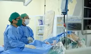 Suýt tử vong vì bác sĩ chẩn đoán nhầm từ nhồi máu cơ tim thành... đau dạ dày