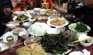 Cảnh báo 8 hiểm họa dẫn tới ngộ độc thực phẩm ngày Tết