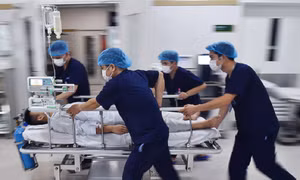  Cảnh báo hội chứng hủy cơ vân do tập luyện quá sức