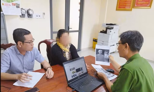 Công an xã Nhơn Trạch làm việc với bà H.T.N.M. (ảnh: CACC)