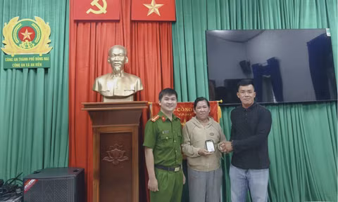 Lần theo dòng tiền chuyển nhầm, công an Đồng Nai giúp người dân lấy lại tài sản