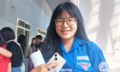 Xếp hàng hiến máu, nữ đoàn viên ngậm ngùi ra về vì… thiếu tháng