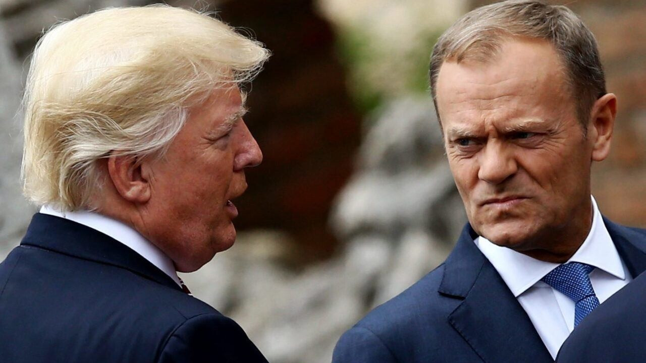 Tổng thống Mỹ Donald Trump (trái) và Thủ tướng Ba Lan Donald Tusk (phải). (Ảnh: Nur Photo) yeu-cau-bat-ngo-vao-phut-chot-cu.jpg