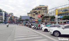 Hơn 1.800 camera AI tại Hà Nội vận hành: Tài xế dừng đèn đỏ 'thẳng như kẻ chỉ'