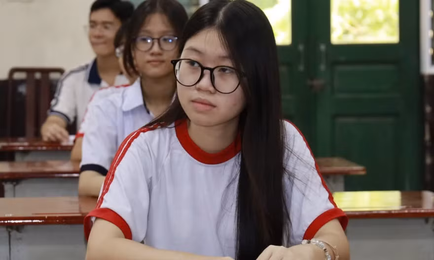 Hơn 151.000 thí sinh TPHCM đang làm bài thi môn thi Tiếng Anh
