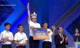 Nam sinh Khánh Hòa giành chiến thắng cuộc thi Tháng Đường Lên Đỉnh Olympia 26