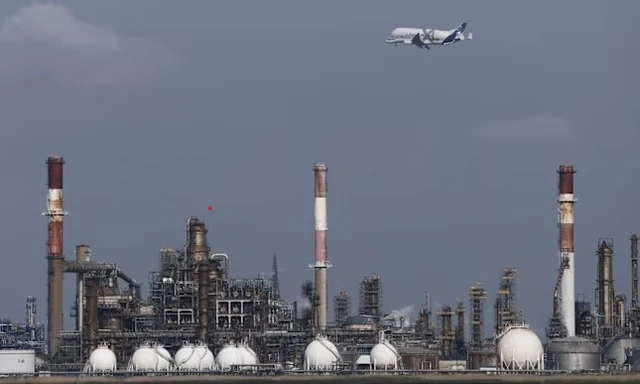 Liên minh châu Âu chuẩn bị cho gián đoạn kéo dài, 194 tỷ USD 'bốc hơi' khỏi Trung Đông