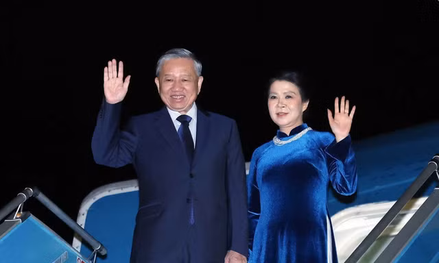 Tổng Bí thư Tô Lâm và Phu nhân lên đường thăm chính thức Vương quốc Anh
