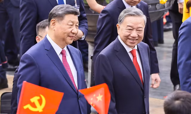 Lãnh đạo Việt Nam và Trung Quốc trao đổi điện mừng