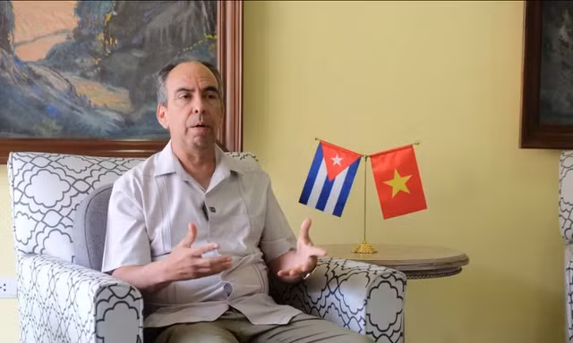 Đại sứ Cuba vô cùng xúc động vì tình cảm của nhân dân Việt Nam