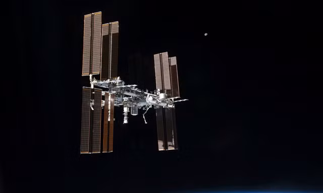 NASA đột ngột rút ngắn nhiệm vụ của 4 phi hành gia trên trạm vũ trụ