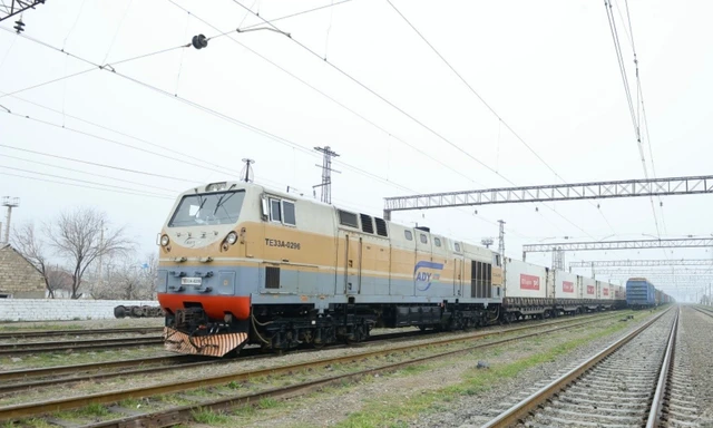 Nga chuyển hàng viện trợ cho Iran