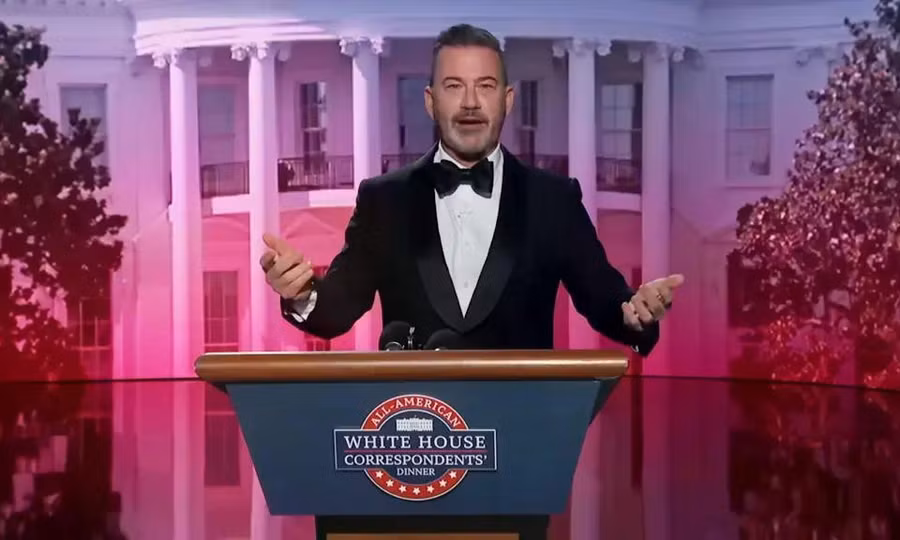 Người dẫn chương trình nổi tiếng nói gì sau khi 'vạ miệng' về vợ chồng Tổng thống Mỹ?