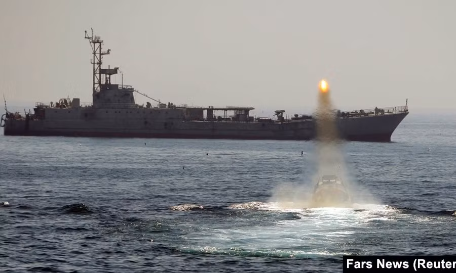 Iran nêu điều kiện tiên quyết để mở lại eo biển Hormuz