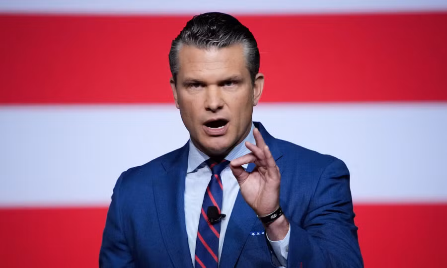 Nghị sĩ Mỹ đòi luận tội Bộ trưởng Chiến tranh Hegseth vì tấn công Iran không qua Quốc hội