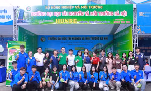 Quyền Hiệu trưởng trường đại học trực tiếp tư vấn, gỡ rối cho sĩ tử trước mùa vượt vũ môn'