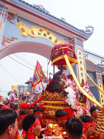 Điều ít biết về lễ hội rước 13 kiệu cùng lúc